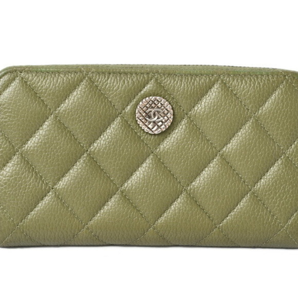 CHANEL Green Caviar Leather Wallet - Picture 1 of 10